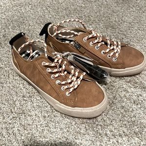 New Zara Sneakers Brown/ Orange